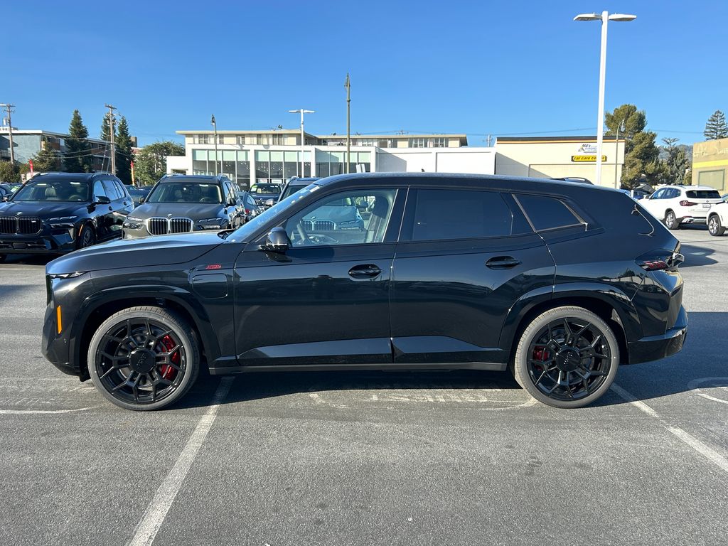 Thumbnail: 2026 BMW XM - 2