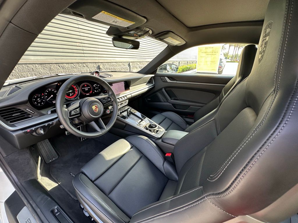 2024 Porsche 911 Carrera S 4
