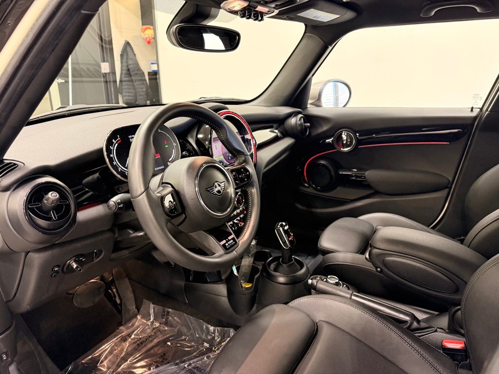 Thumbnail: 2023 MINI Cooper - 11