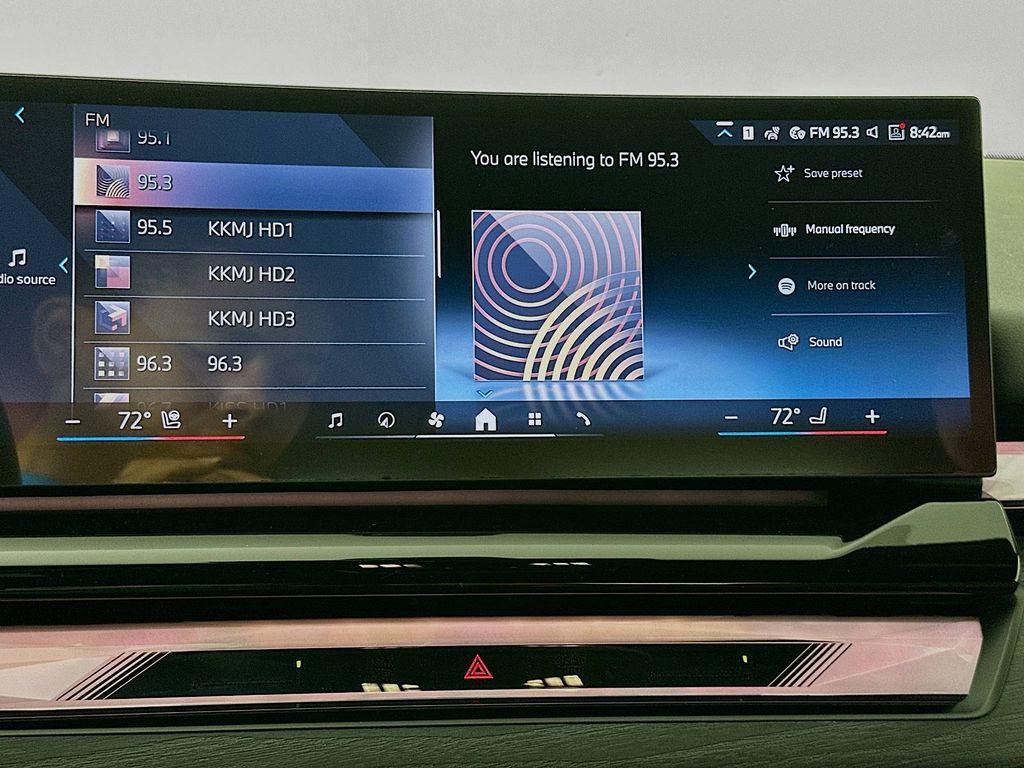 Thumbnail: 2026 BMW i5 - 11