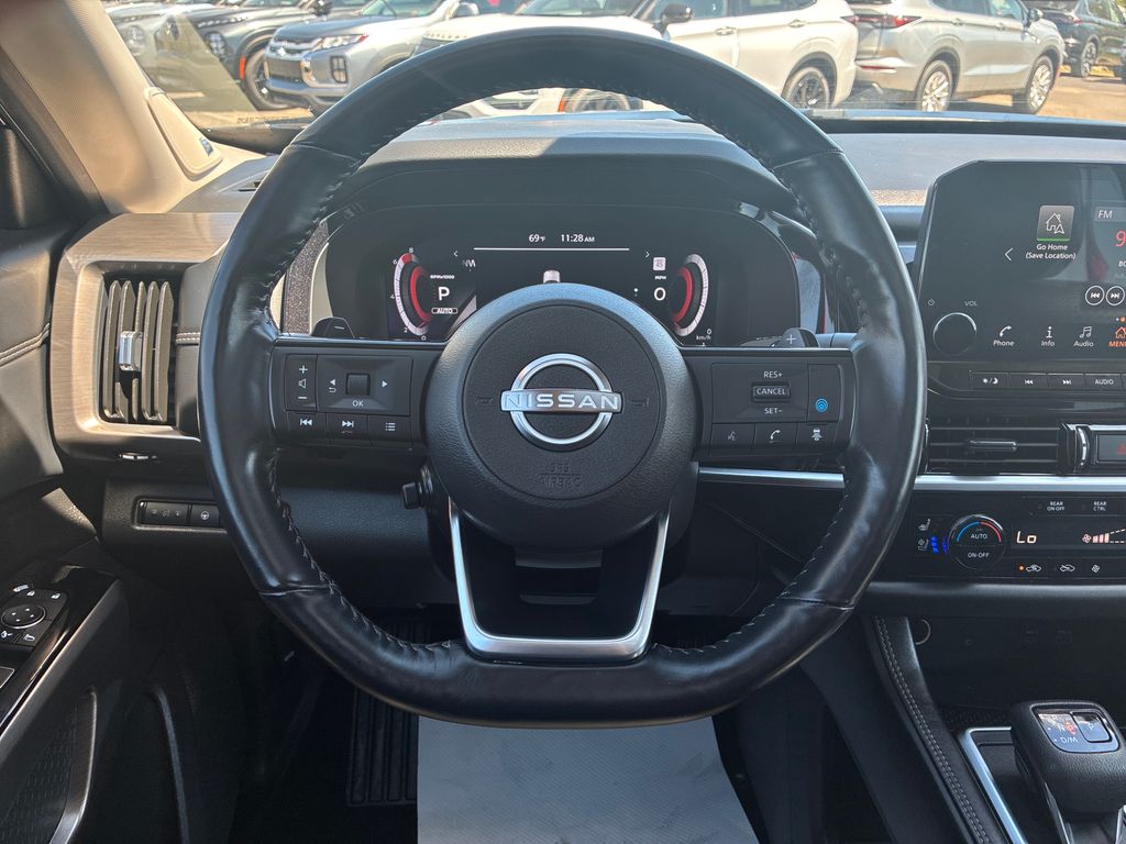 2024 Nissan Pathfinder Platinum Black at South Hills Kia