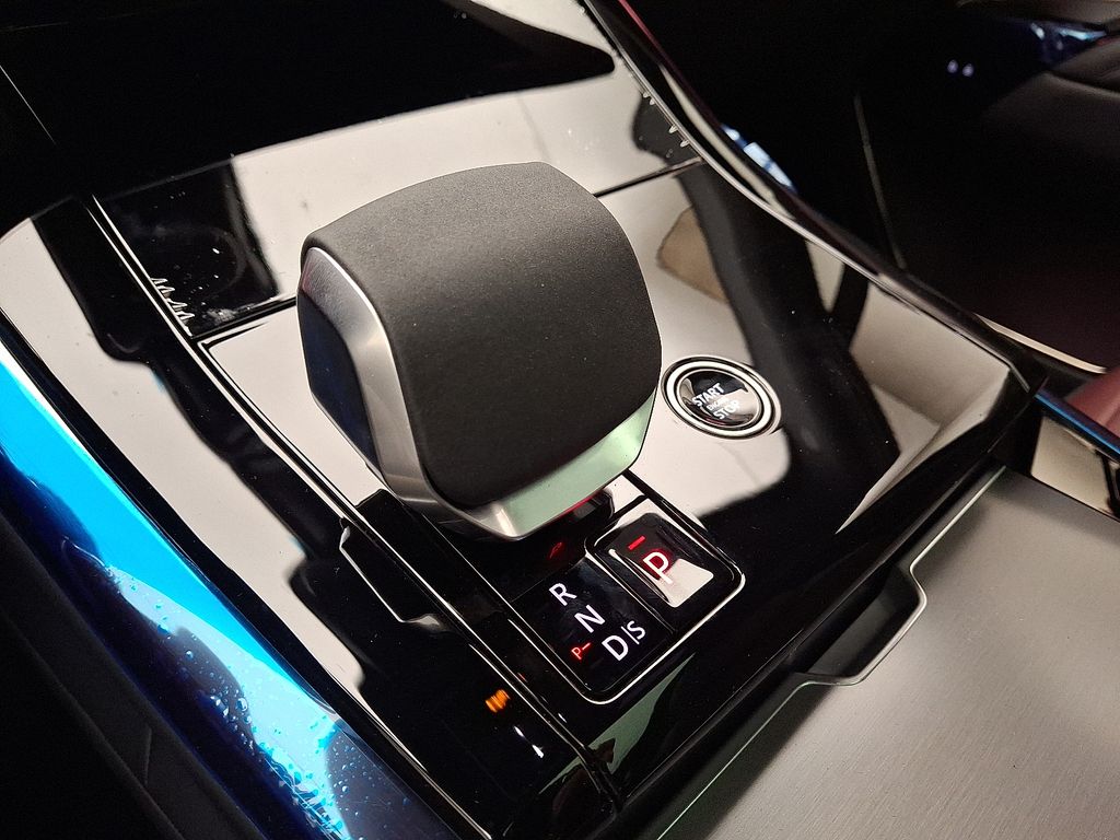 2025 Land Rover Range Rover Sport Dynamic 10