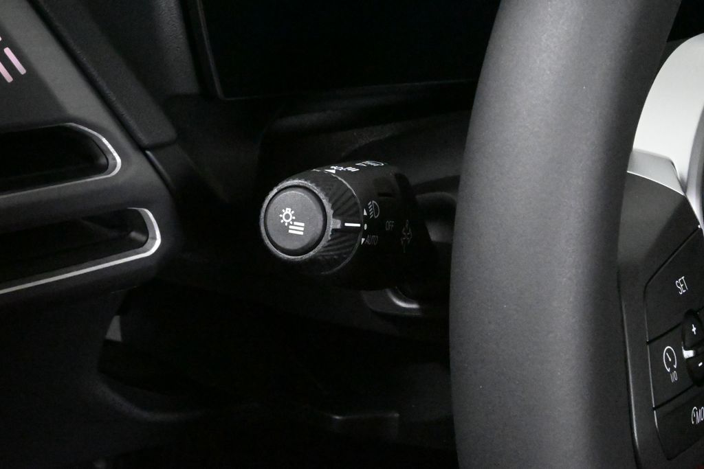 Thumbnail: 2025 BMW 2 Series - 27