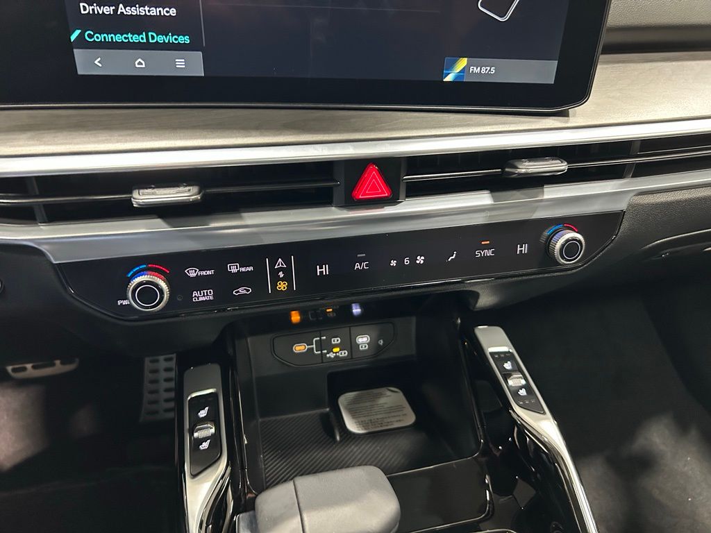 new 2026 Kia Sorento car, priced at $41,695