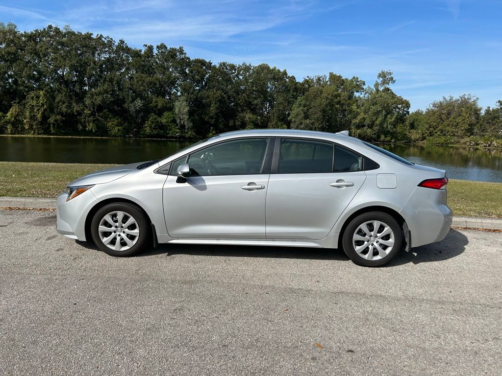 Thumbnail: 2025 Toyota Corolla - 2