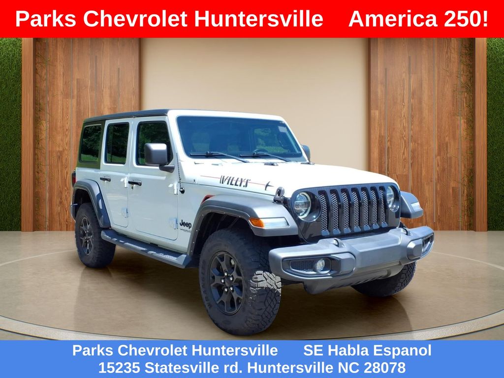 Bright White Clearcoat 2022 Jeep Wrangler SUV / Crossover Four-Wheel Drive 8-Speed Automatic