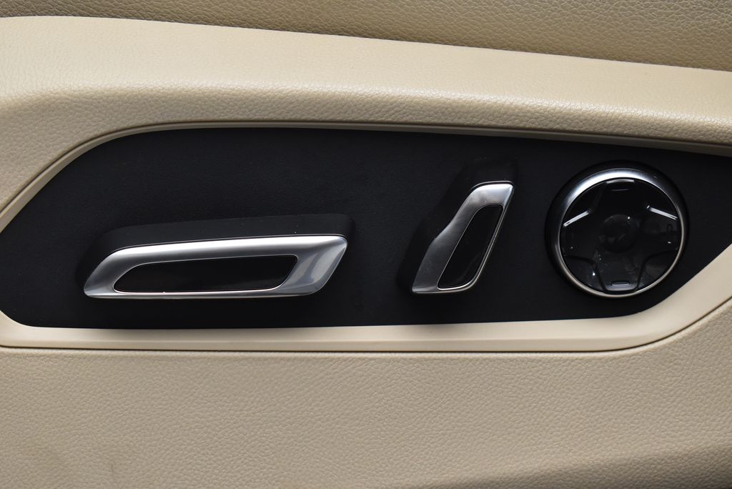 Thumbnail: 2022 Acura RDX - 15