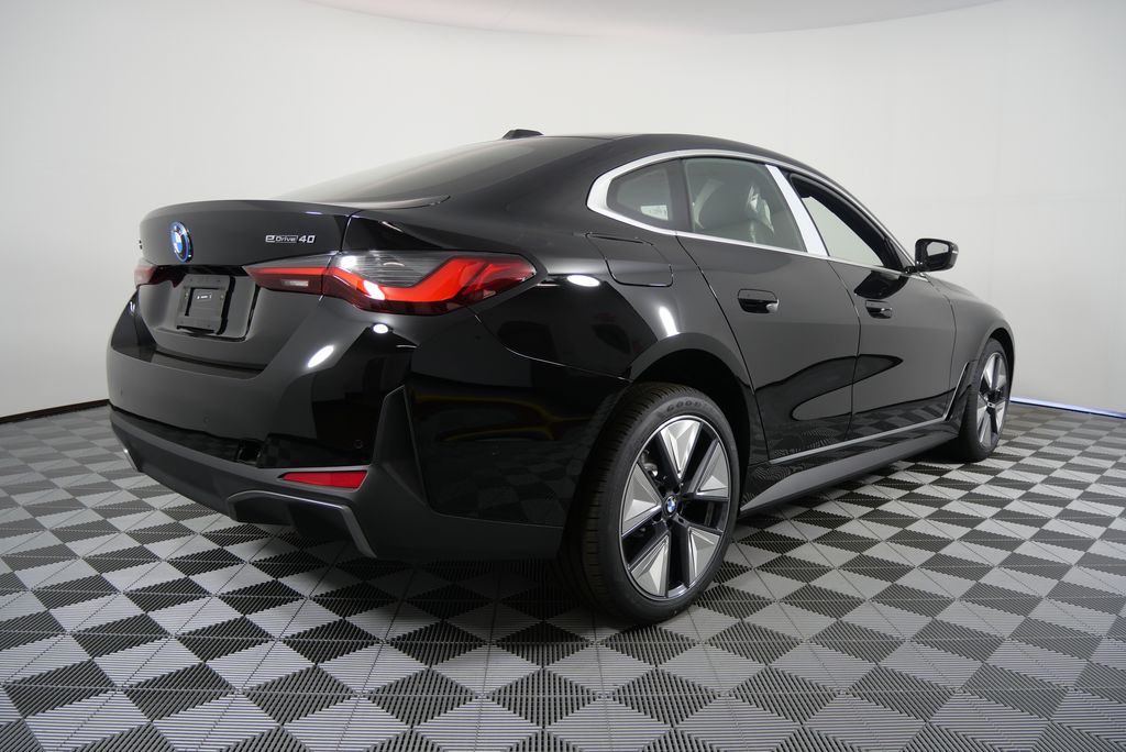2025 BMW i4 eDrive40 3