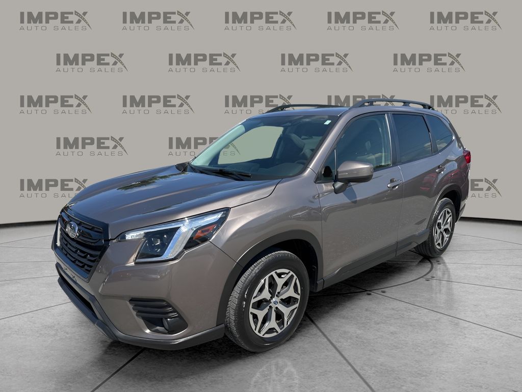 2022 Subaru Forester Premium's photo