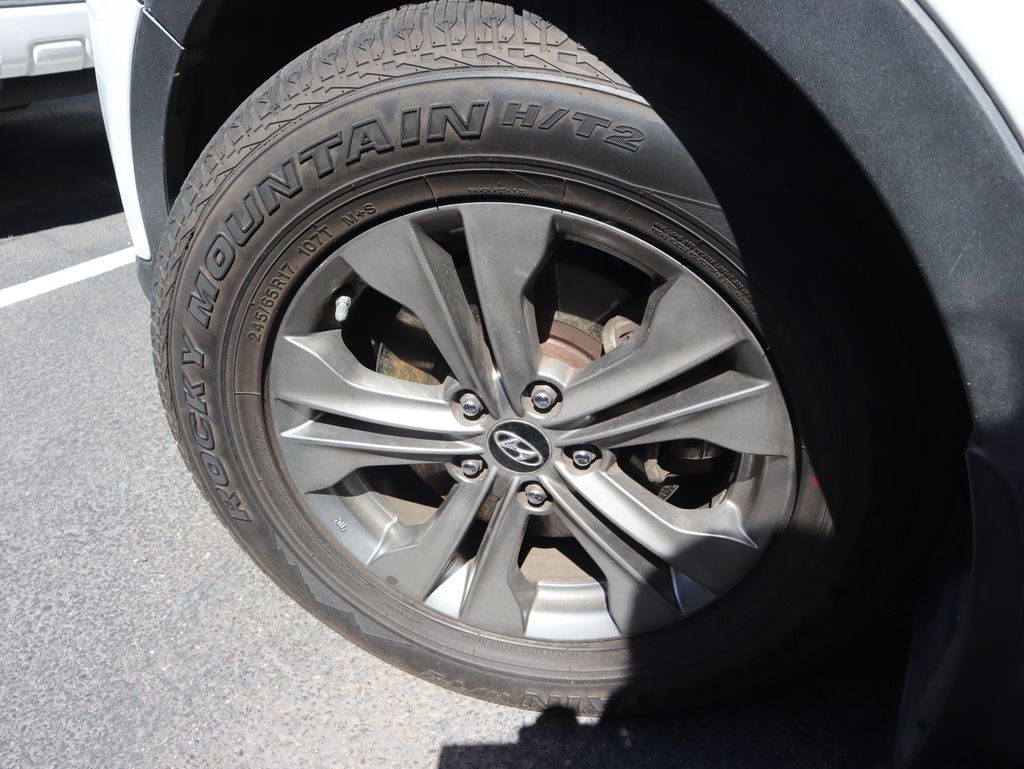 Thumbnail: 2014 Hyundai Santa Fe - 14