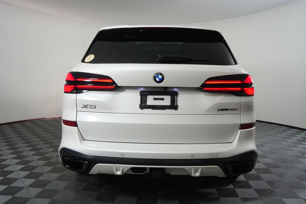 Thumbnail: 2024 BMW X5 - 4