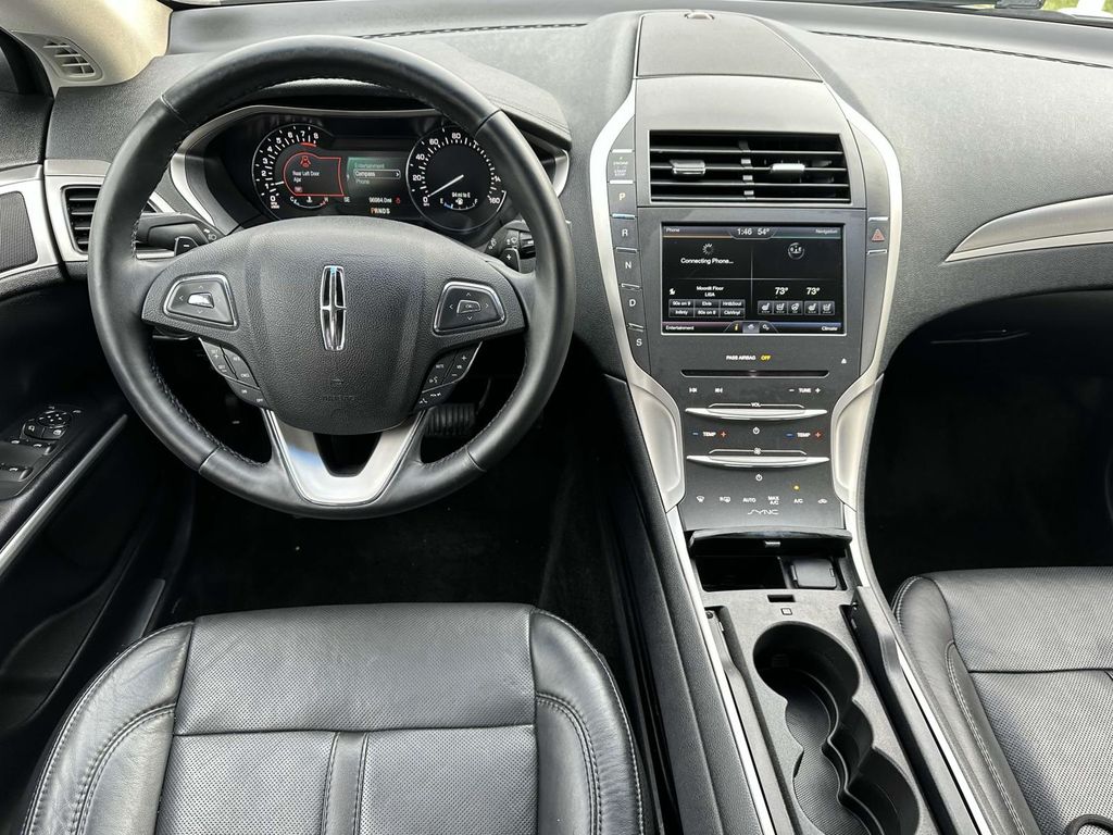 2016 Lincoln MKZ Base 5