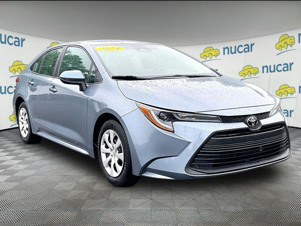 2024 Toyota Corolla — photo 1