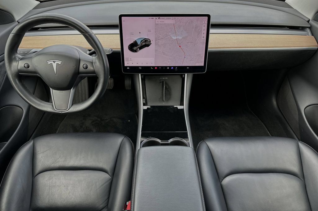 2018 Tesla Model 3 Long Range 14