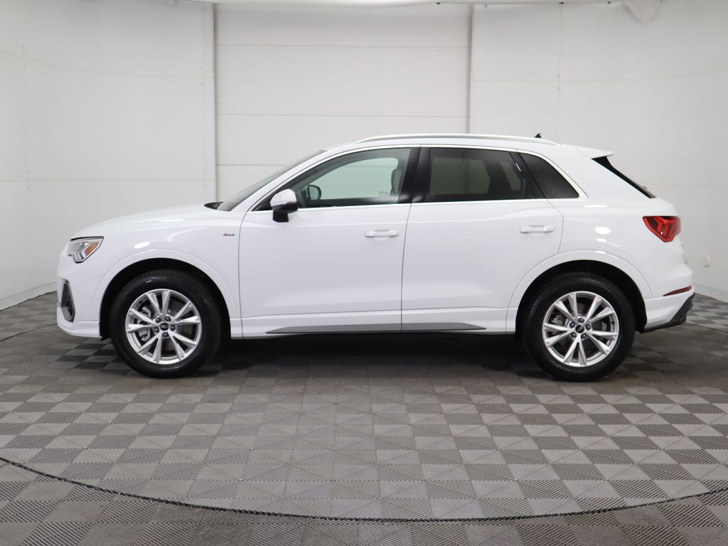 2025 Audi Q3  9