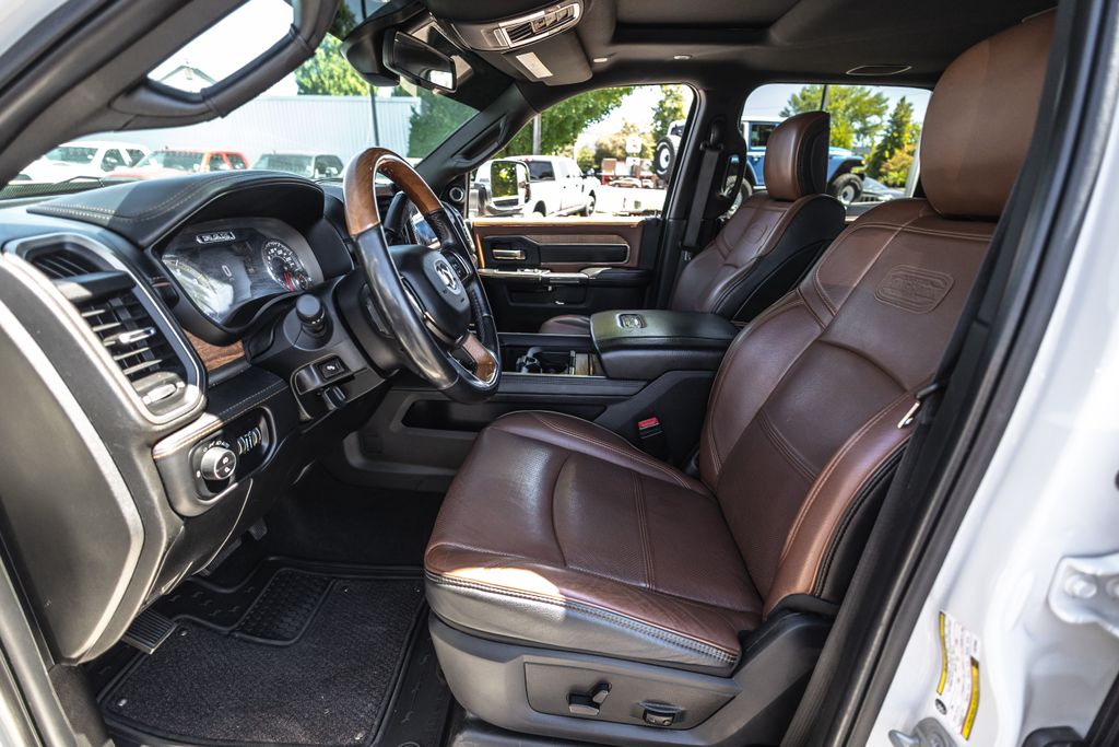 2020 Ram 3500 Laramie Longhorn thumbnail 22