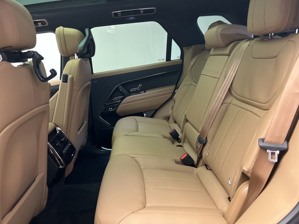 Thumbnail: 2026 Land Rover Range Rover Sport - 24