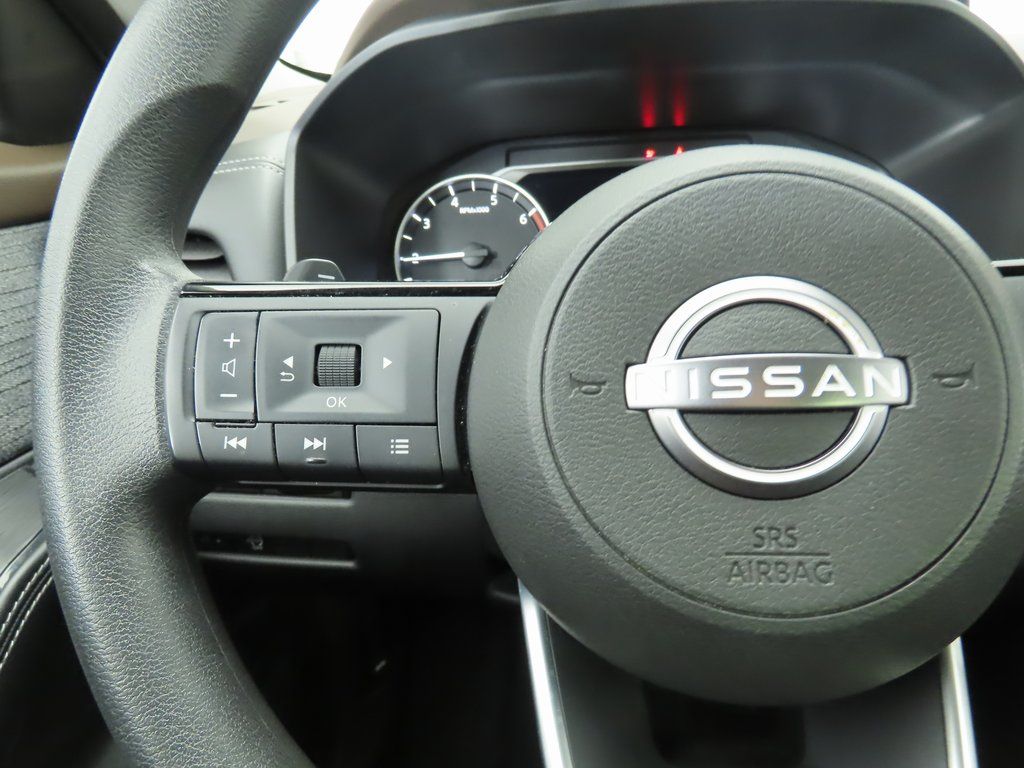 Thumbnail: 2023 Nissan Rogue - 11