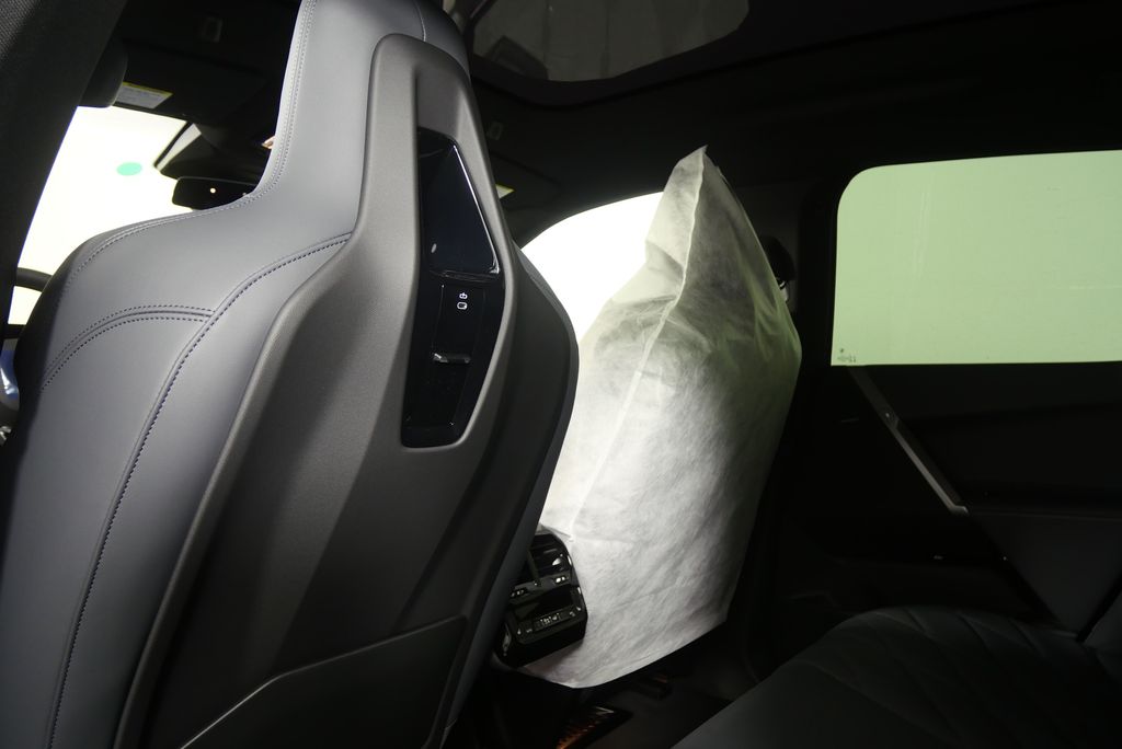 Thumbnail: 2026 BMW iX - 17