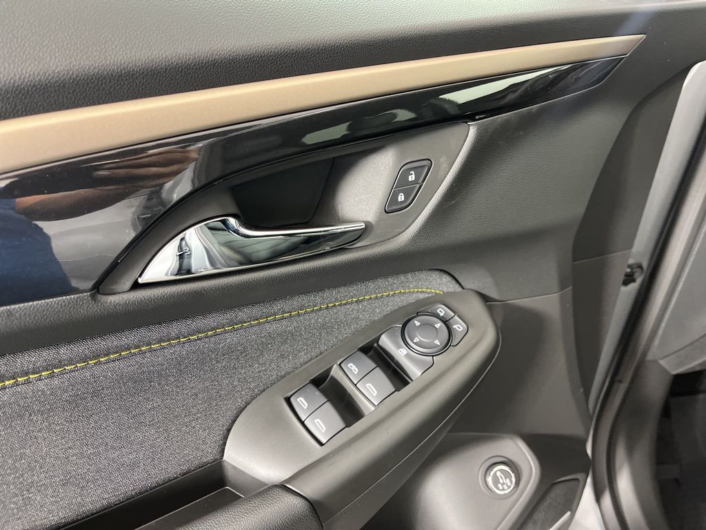 Thumbnail: 2026 Chevrolet TrailBlazer - 18