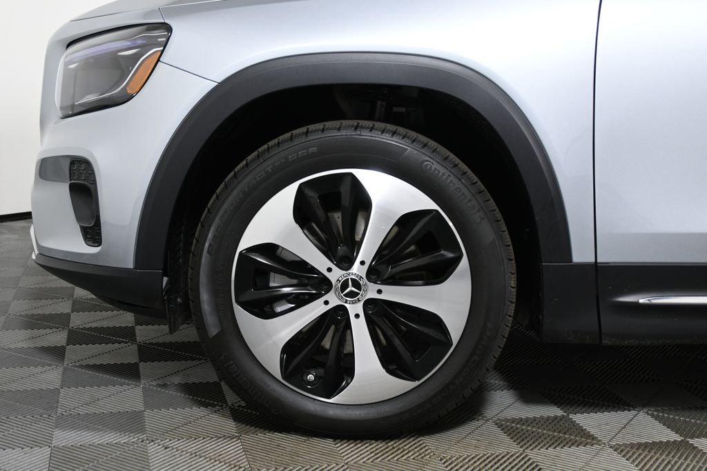 Thumbnail: 2026 Mercedes-Benz GLB - 11