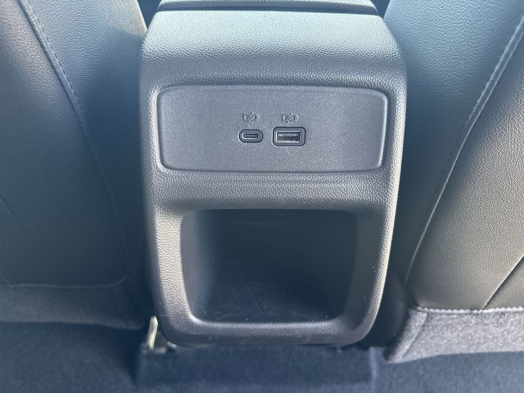 Used 2024 Chevrolet Trax SUV