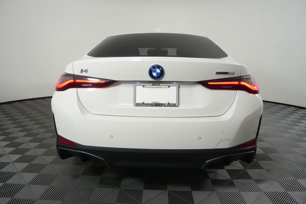 Thumbnail: 2023 BMW i4 - 4