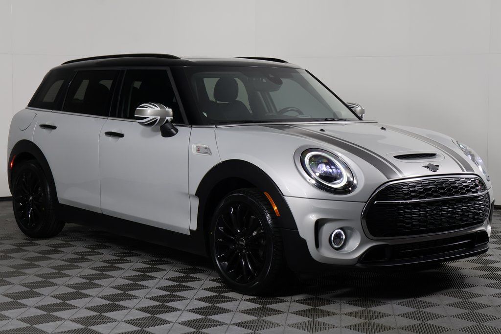 Thumbnail: 2022 MINI Cooper Clubman - 3