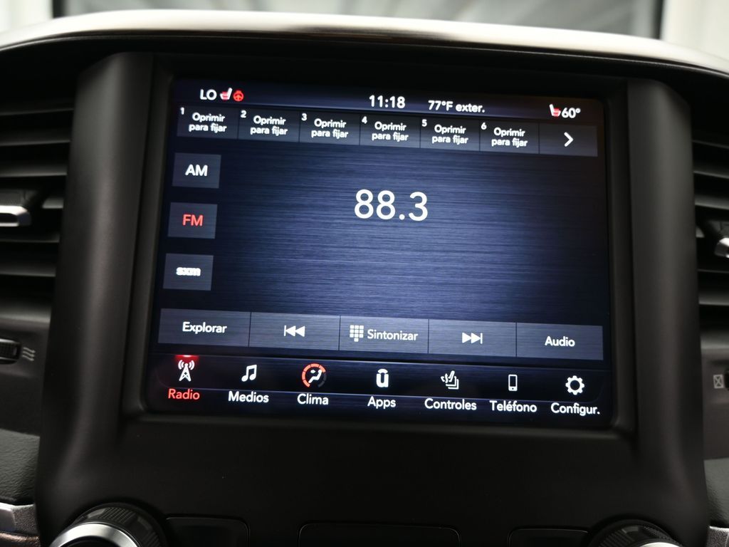 Used 2020 Diamond Black Crystal Pearlcoat Ram Laramie image 24