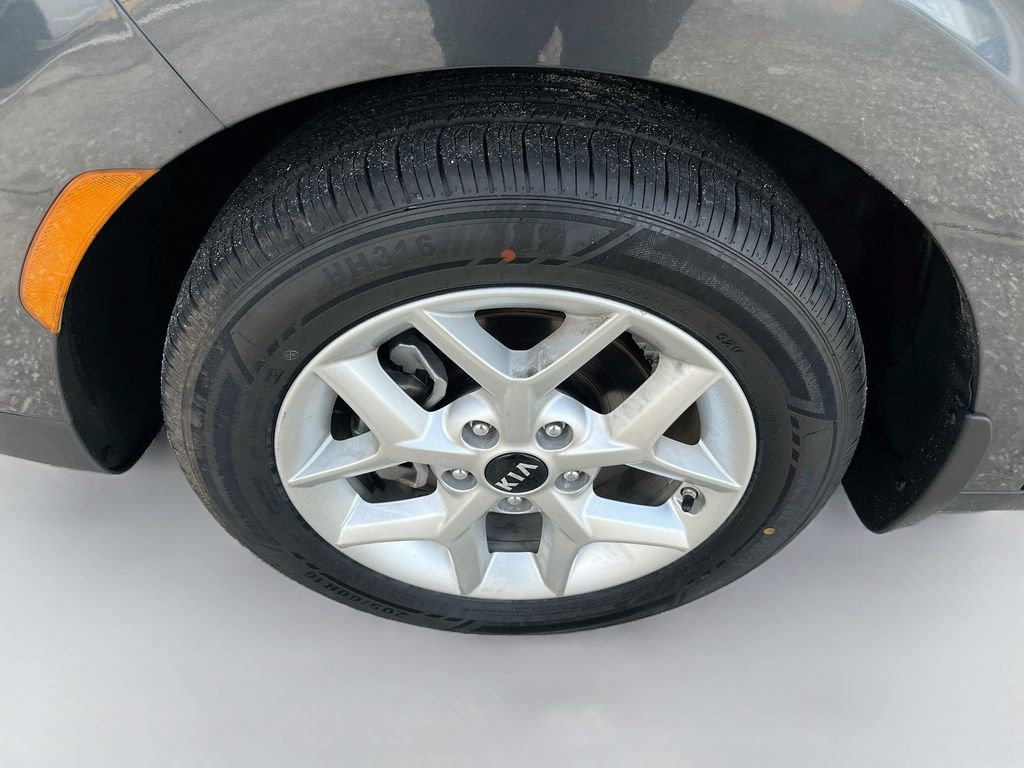 Used 2021 Gray Kia S image 30