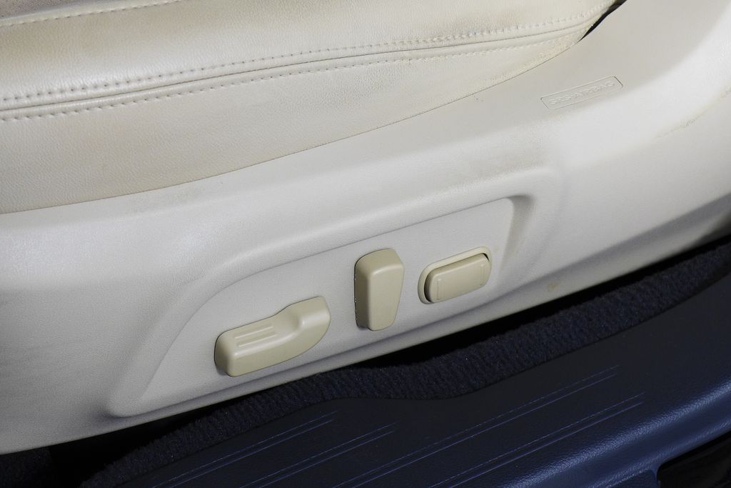 Thumbnail: 2017 Subaru Outback - 23