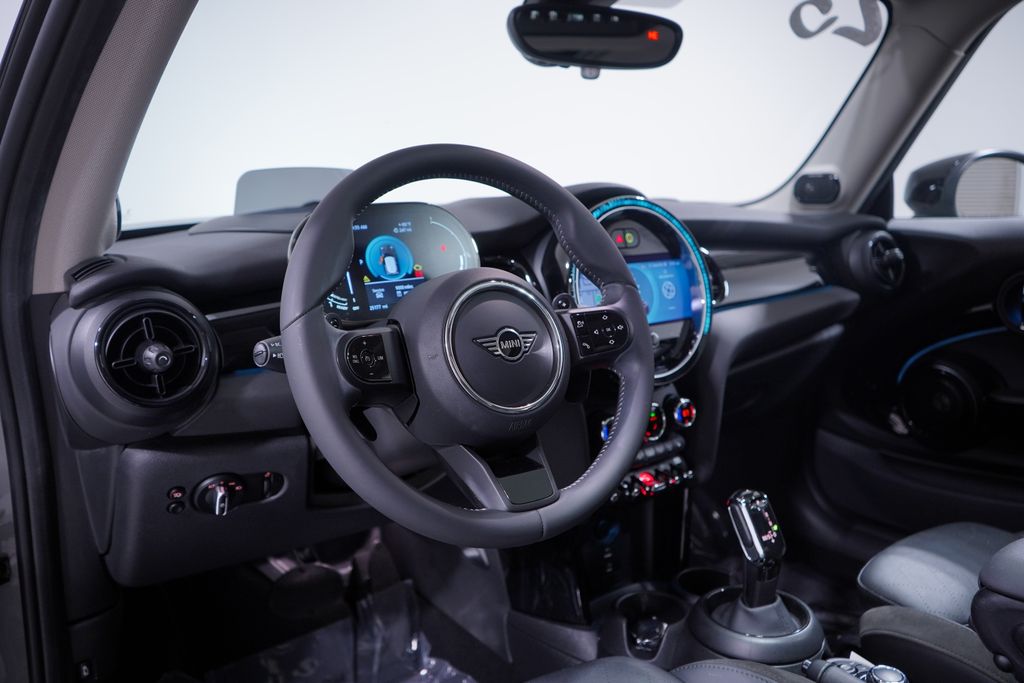 Thumbnail: 2023 MINI Cooper - 6