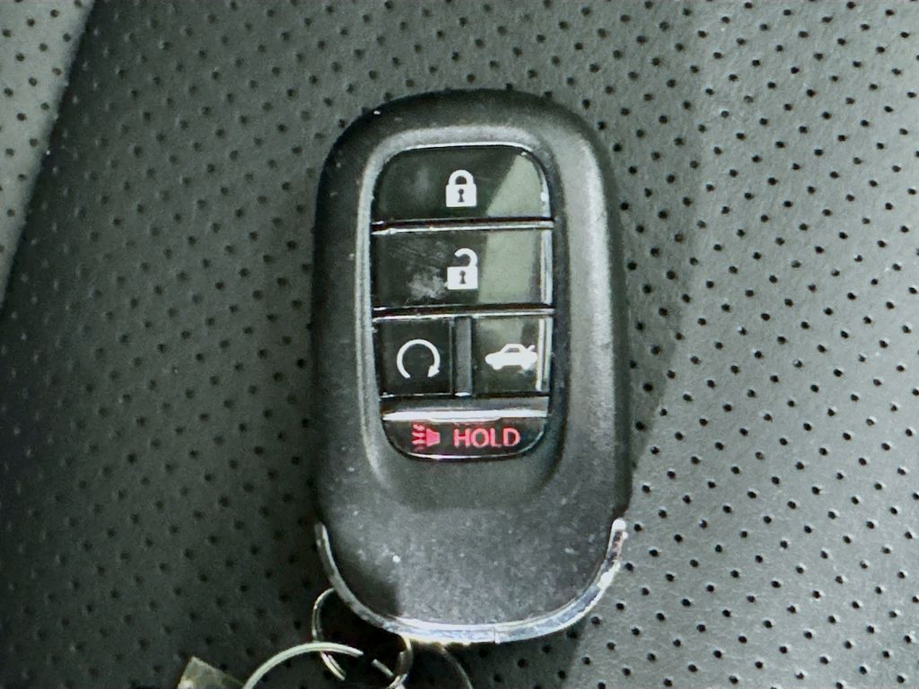 Used Car 2023 Honda Accord Hybrid  Ex-l For Sale Under $30,000 In Austin, Texas