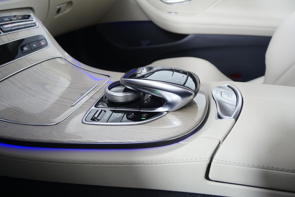 Thumbnail: 2023 Mercedes-Benz E-Class - 26