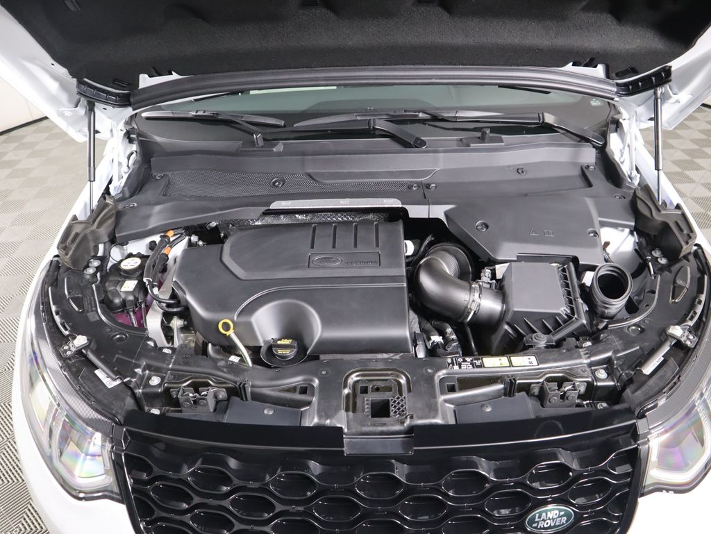 Thumbnail: 2025 Land Rover Discovery Sport - 31