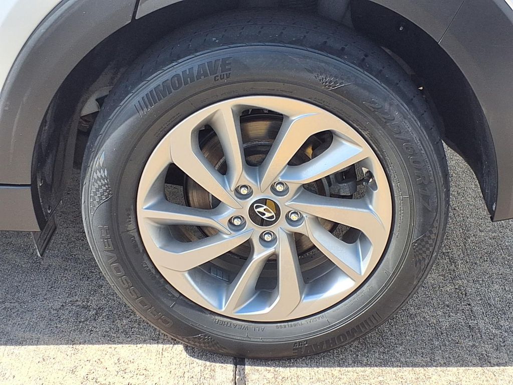 2017 Hyundai Tucson SE Silver at Baytown Hyundai
