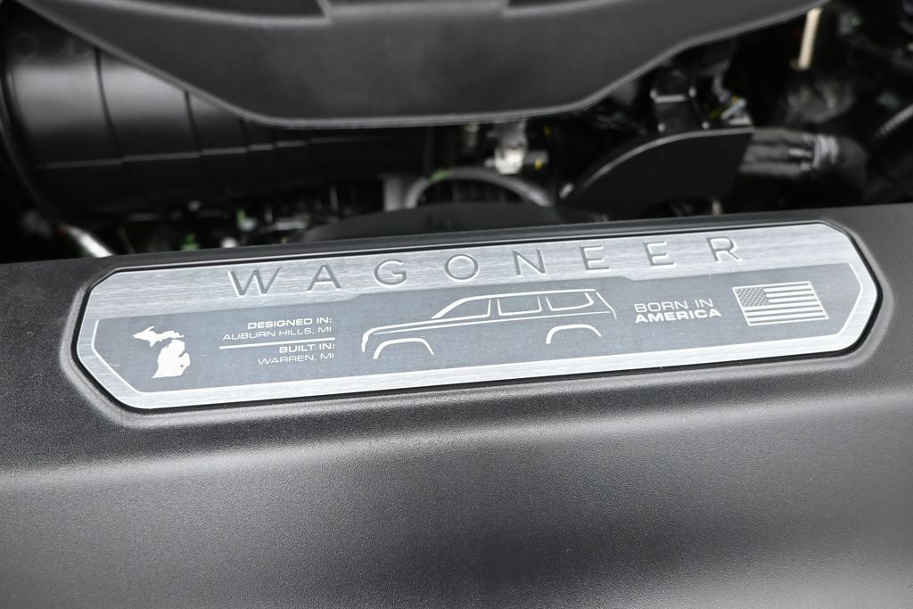 2023 Jeep Wagoneer L Series III 4x4