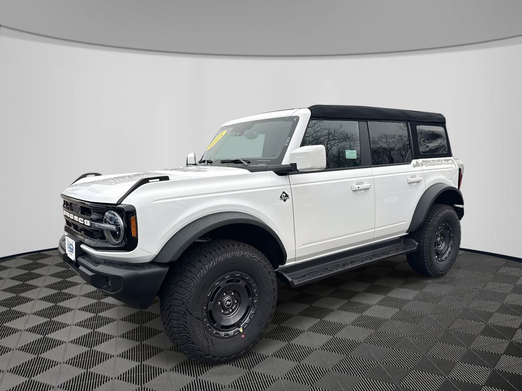 2025 Ford Bronco Outer Banks 4-Door 4WD