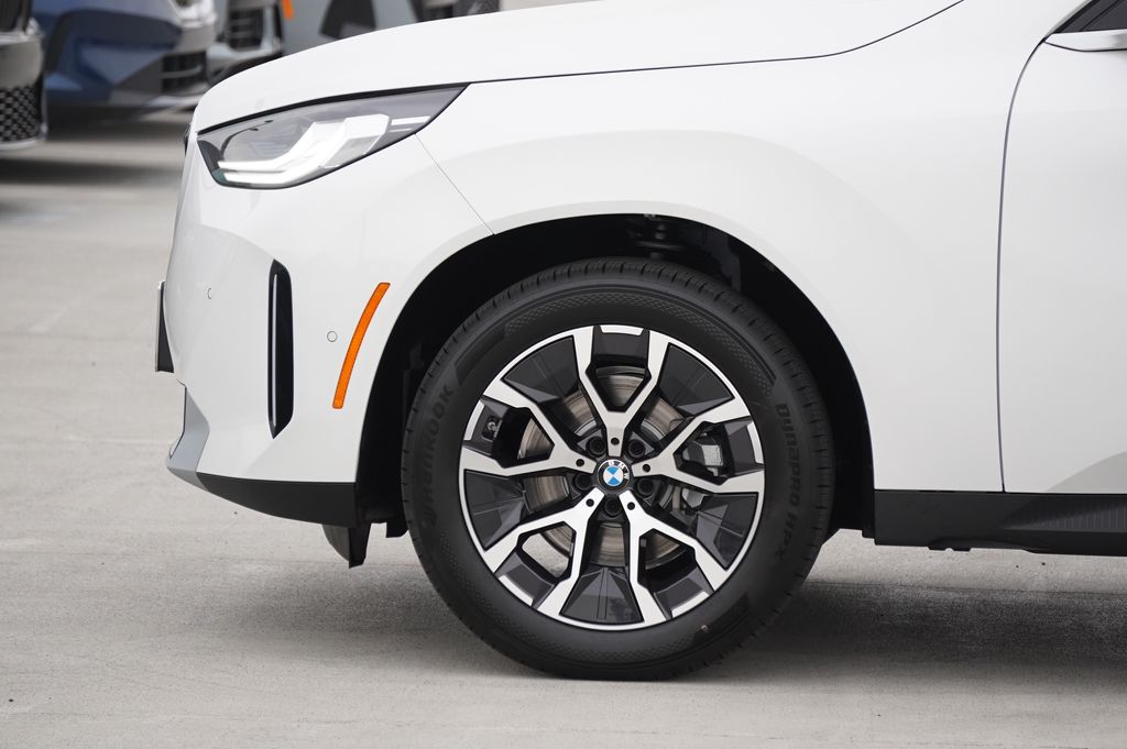 Thumbnail: 2026 BMW X3 - 5