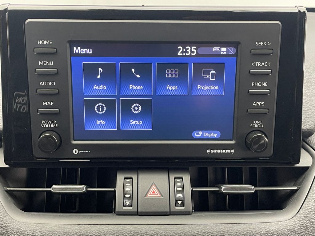 2021 Toyota RAV4 XLE Premium 25