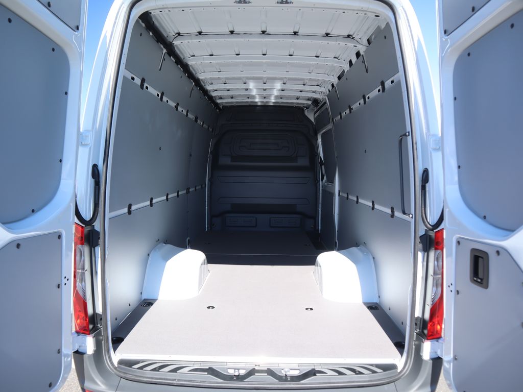 Thumbnail: 2026 Mercedes-Benz Sprinter - 28