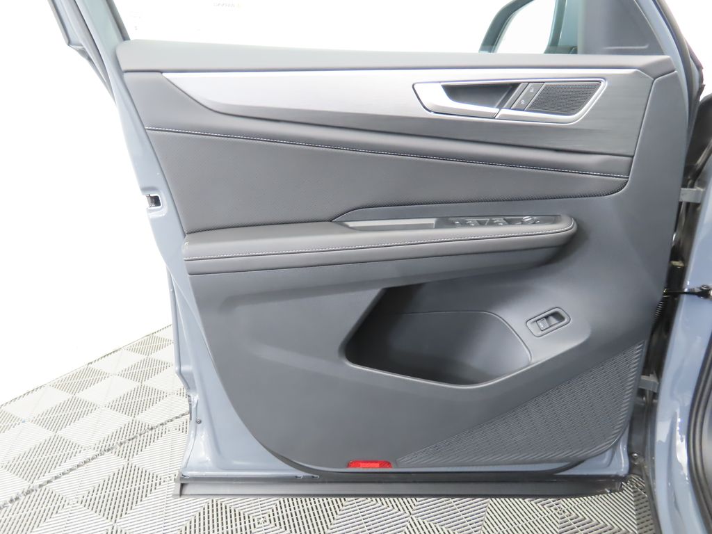 Thumbnail: 2026 Volkswagen Atlas - 24