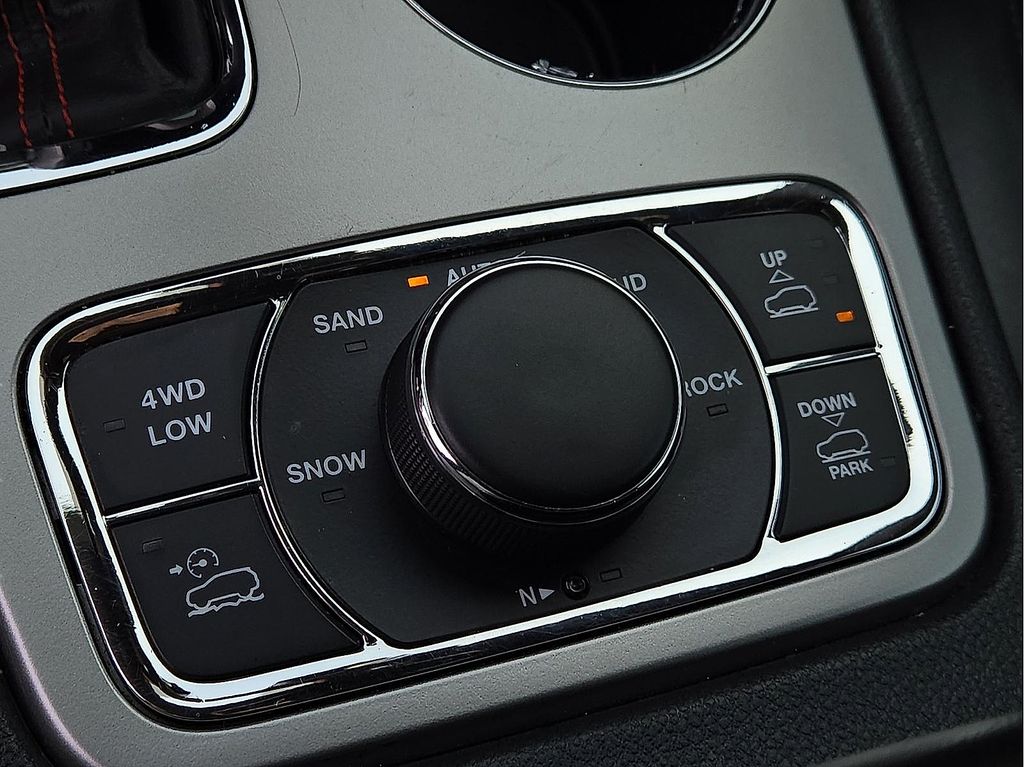 Used 2018 Jeep Grand Cherokee Trailhawk For Sale in Farmington, AR