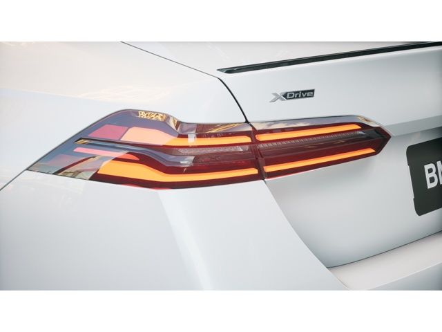 Thumbnail: 2026 BMW 5 Series - 8