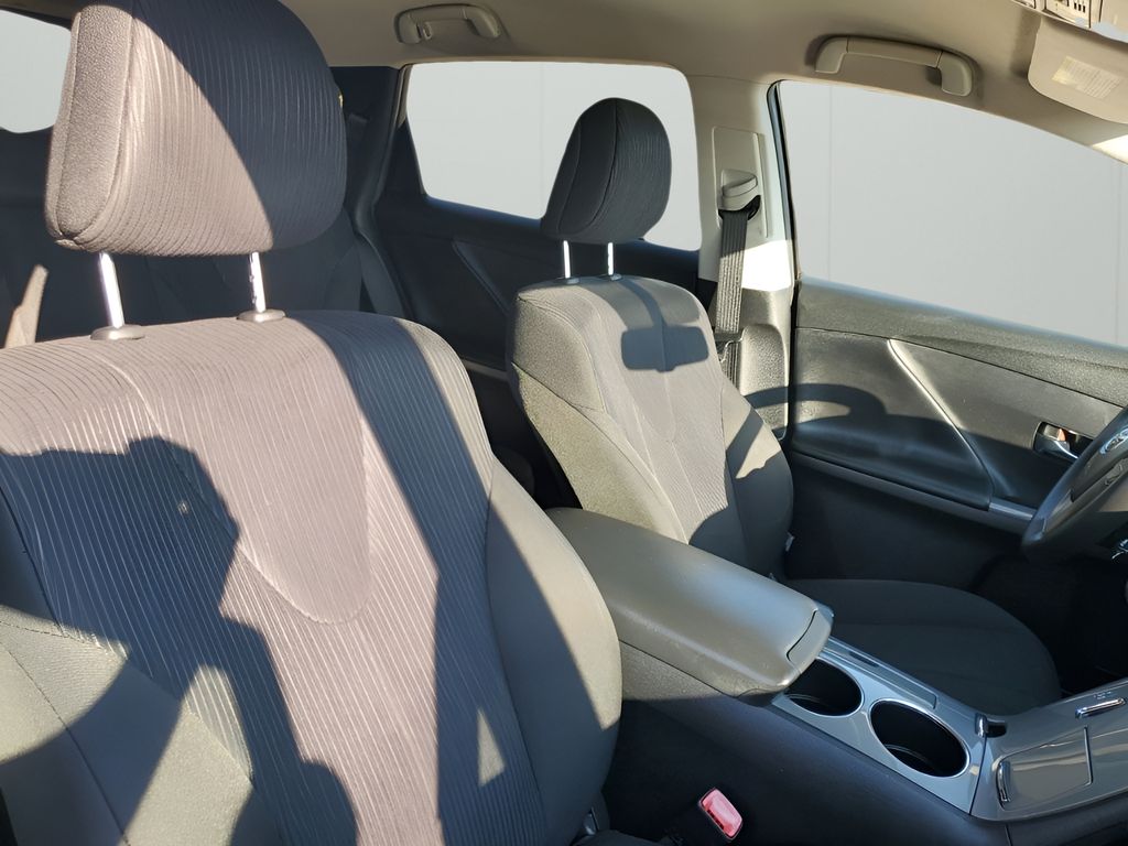 Used Car 2013 Toyota Venza  Le For Sale Under $15,000 In Austin, Texas