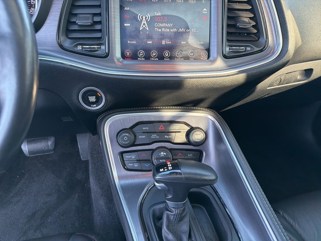 Thumbnail: 2017 Dodge Challenger - 16