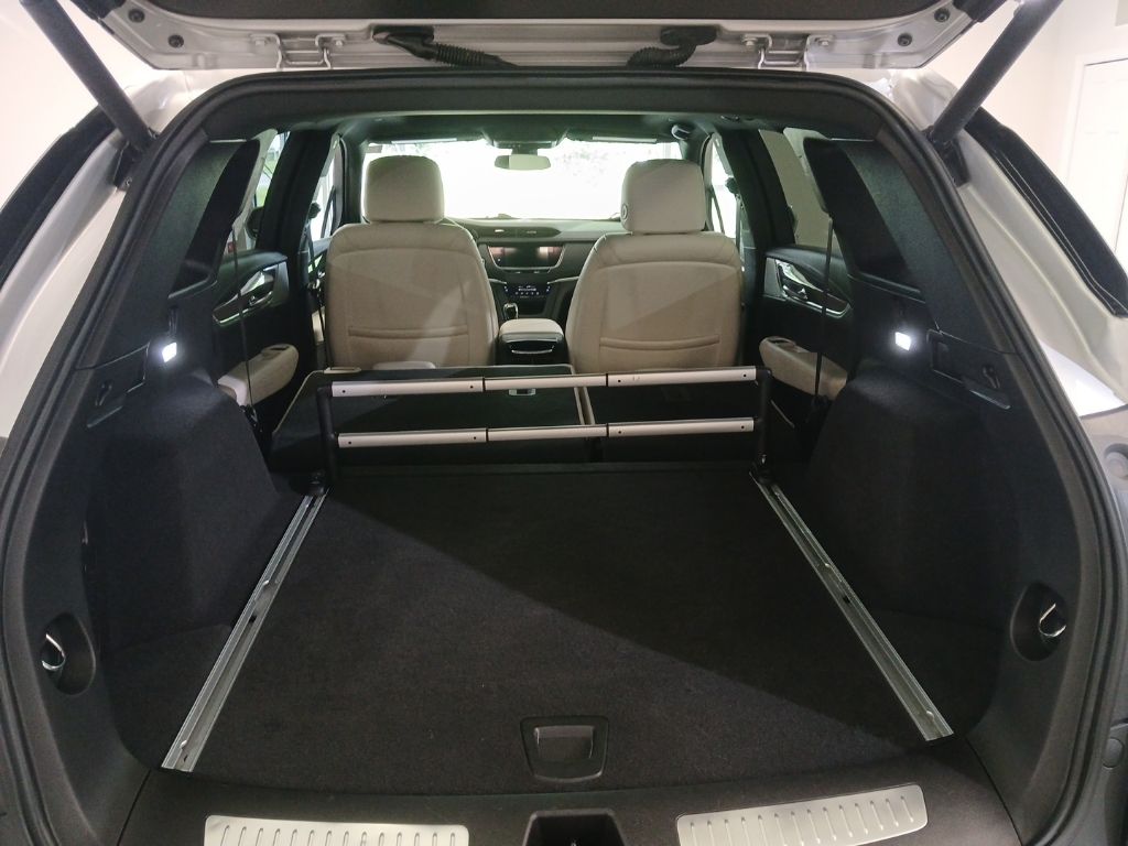 used 2020 Cadillac XT5 car, priced at $27,350