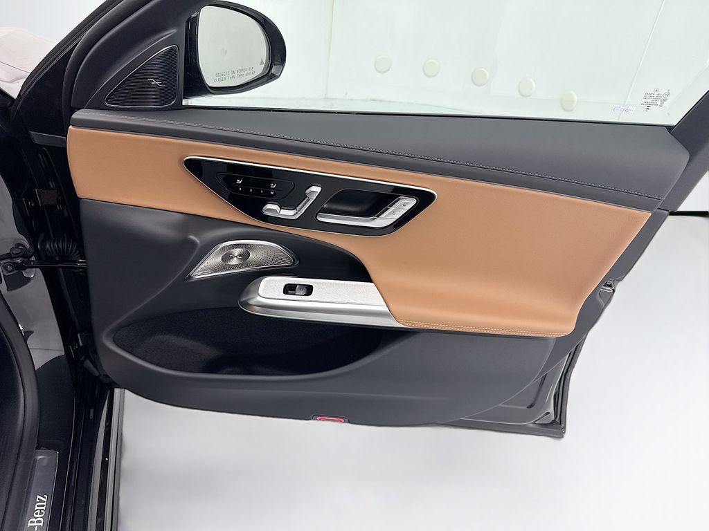 Thumbnail: 2026 Mercedes-Benz E-Class - 25