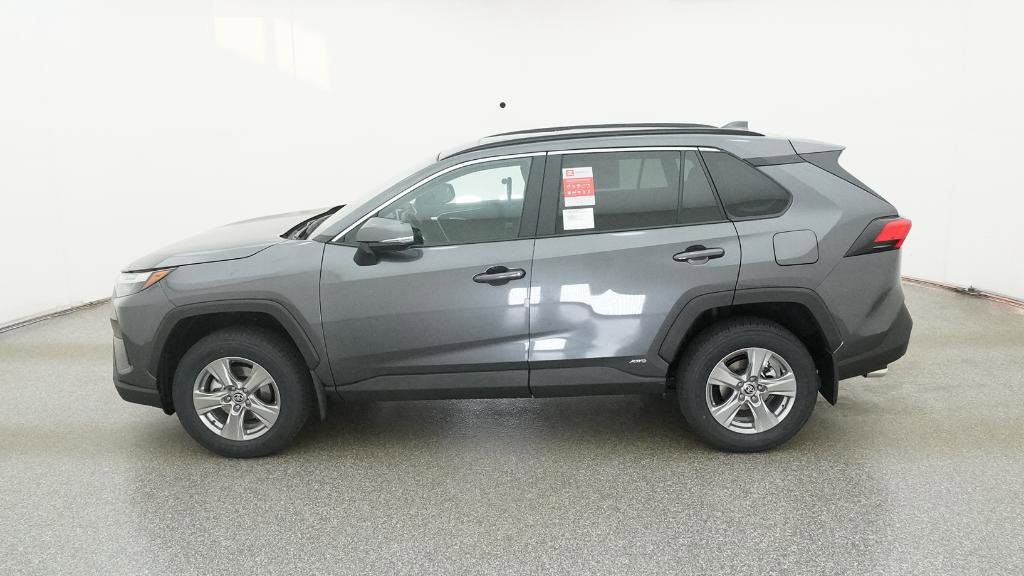 Thumbnail: 2025 Toyota RAV4 - 2