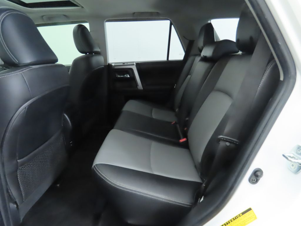 2018 Toyota 4Runner SR5 22